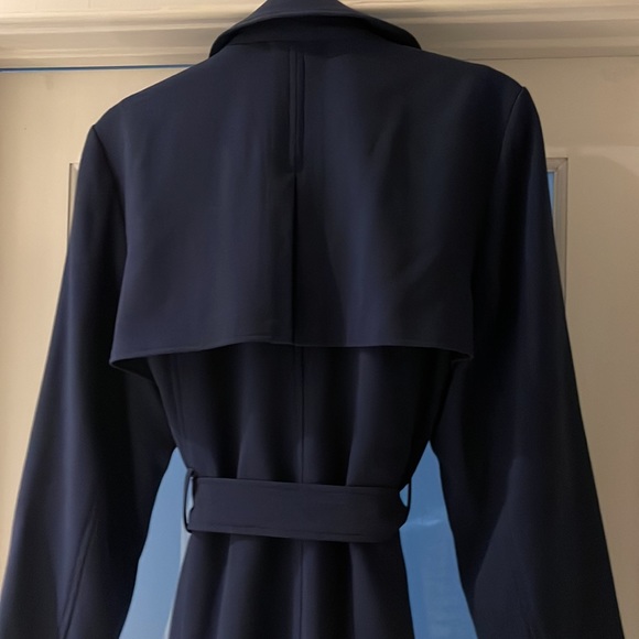 NWOT/HbyHALSTON Classic style Navy Topper Trench Coat. Never worn, like NEW! 16 - Picture 2 of 15